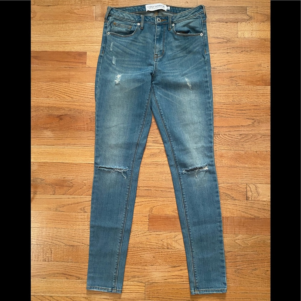 Size 5 High Rise Ripped Jeans - Picture 5 of 7